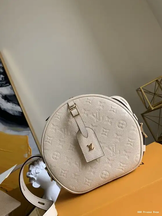 AAA Pruses Bags MM BOITE SOUPLE CHAPEAU VUITTON LOUIS 0620